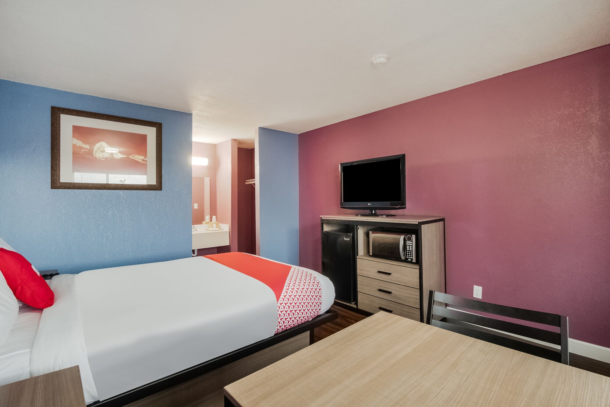 Queen Bed Non-Smoking