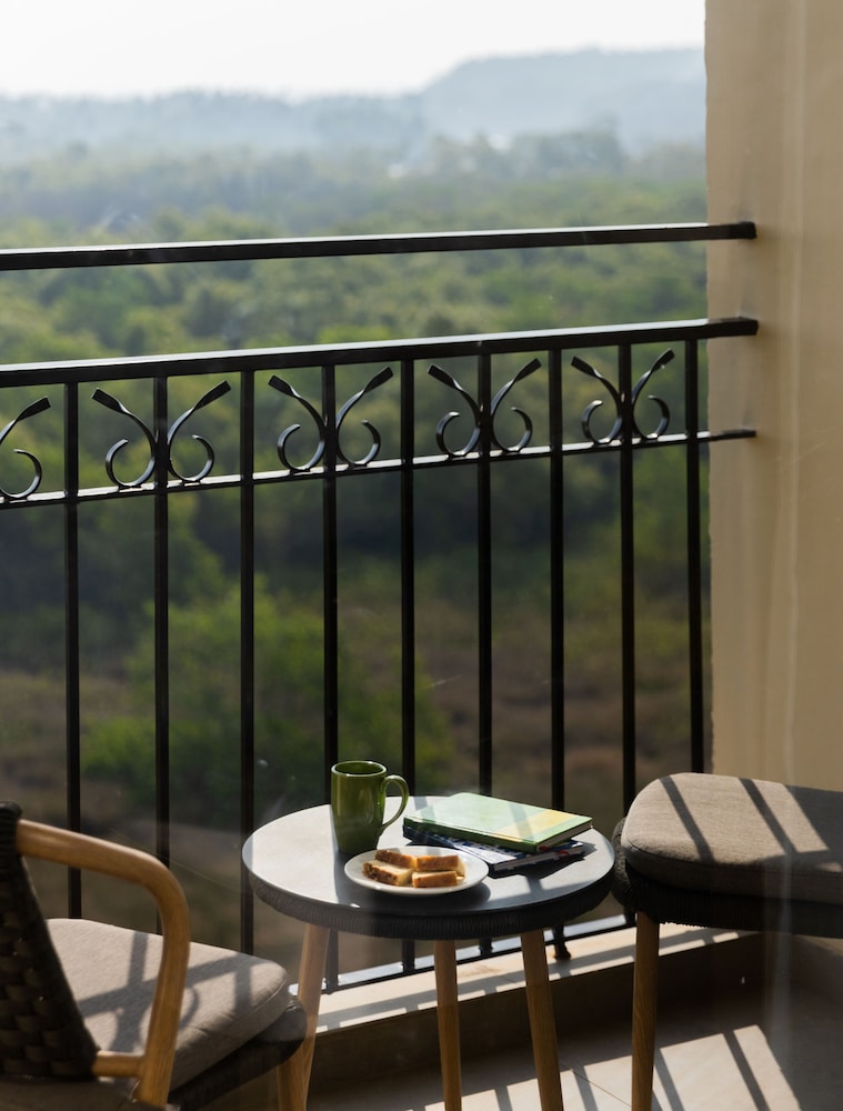 Holiday Inn Goa Candolim 60/75