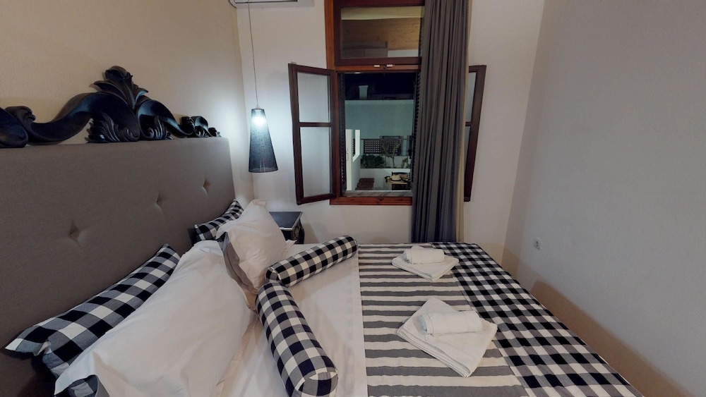 Porto Enetikos Suites 14/50