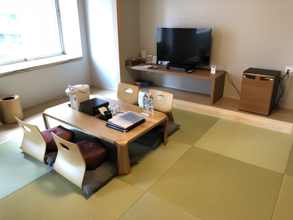 Tokyo Garden Palace 39/50