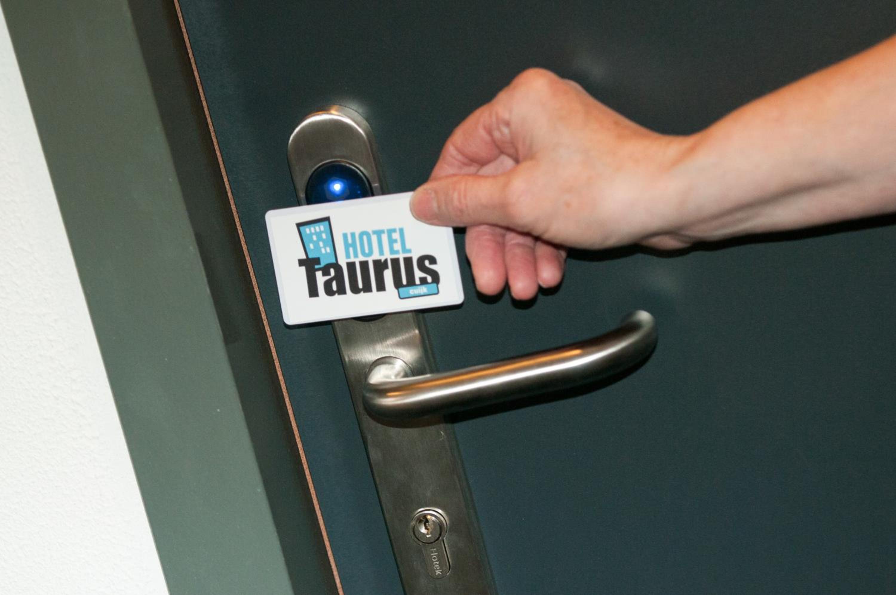 Hotel Taurus 6/14