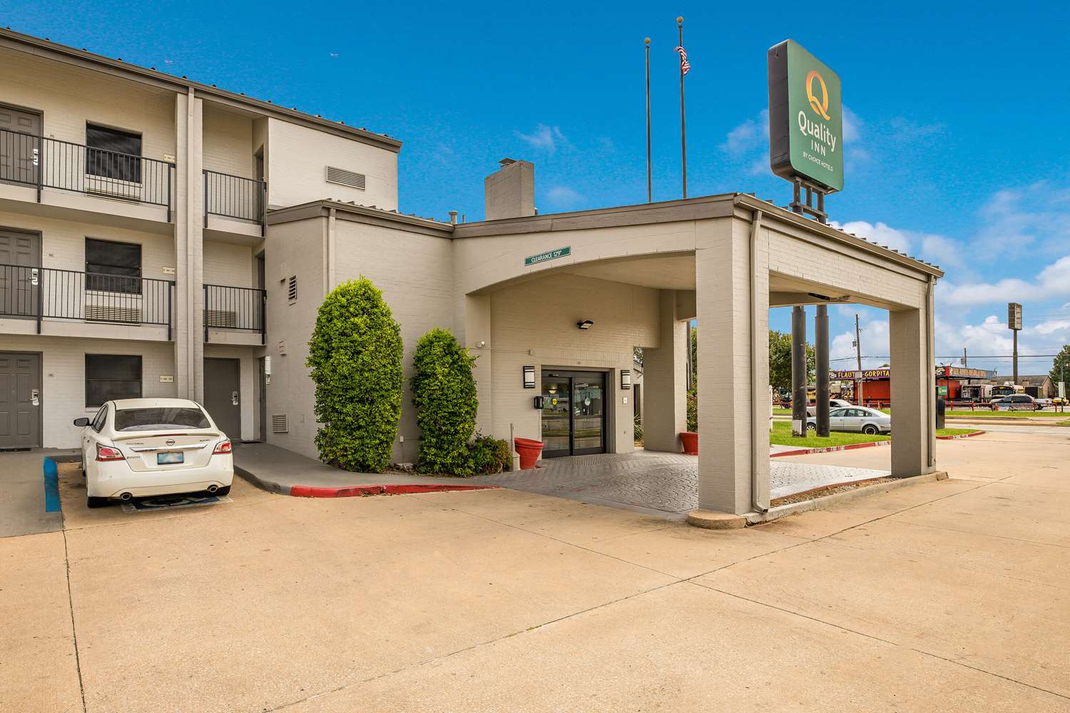 Quality Inn Tulsa Central 43/45