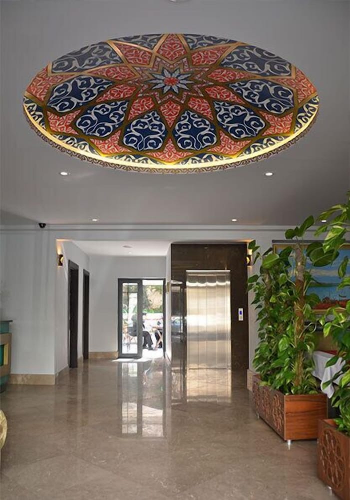SULTAN MEHMED HOTEL 11/42