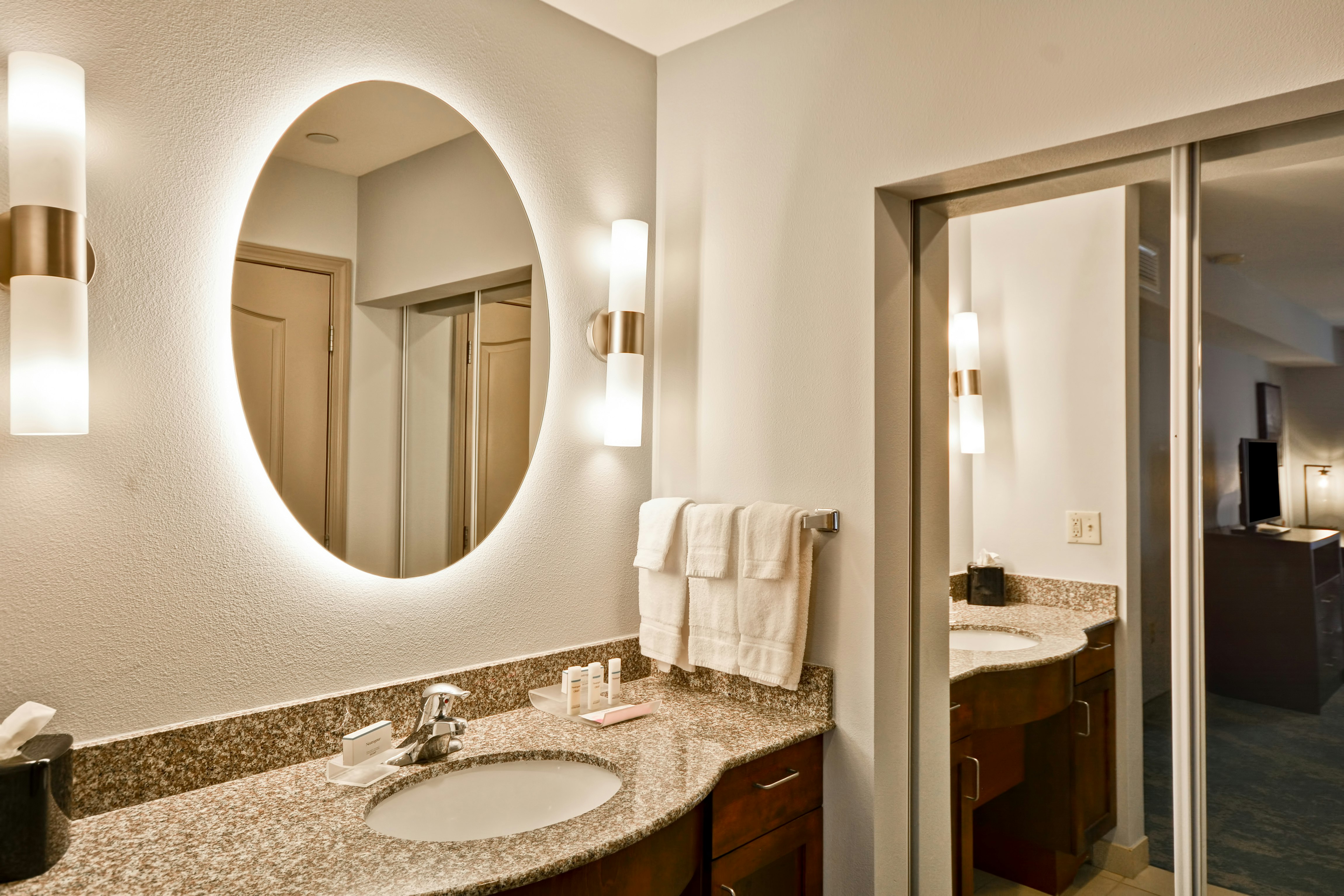 Homewood Suites By Hilton Palm Desert 22/23