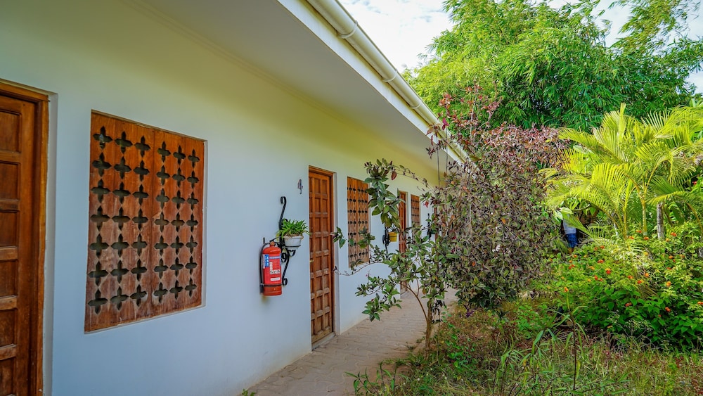 Nungwi House 32/34