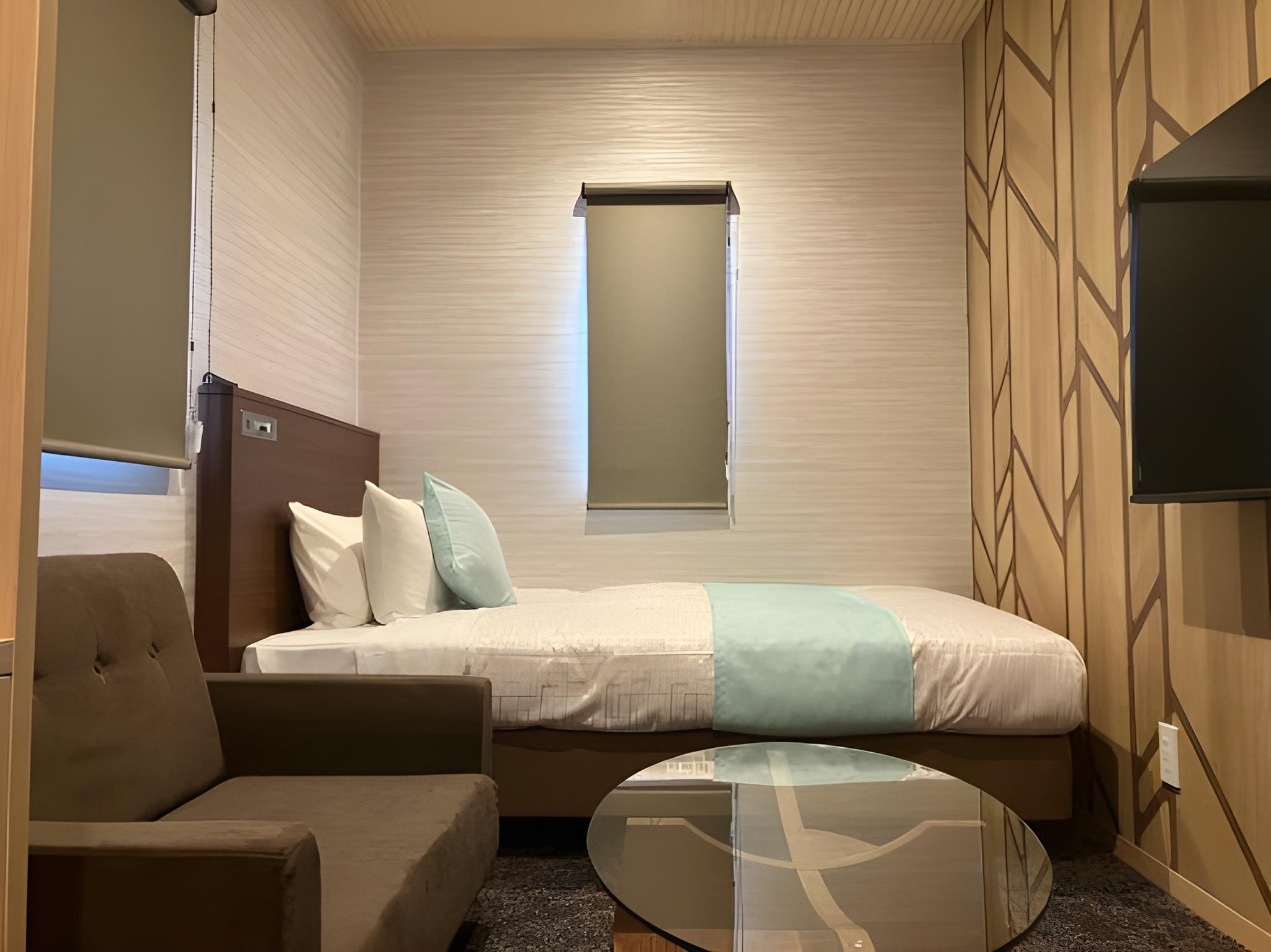 Semi Room, Semi Double Bed