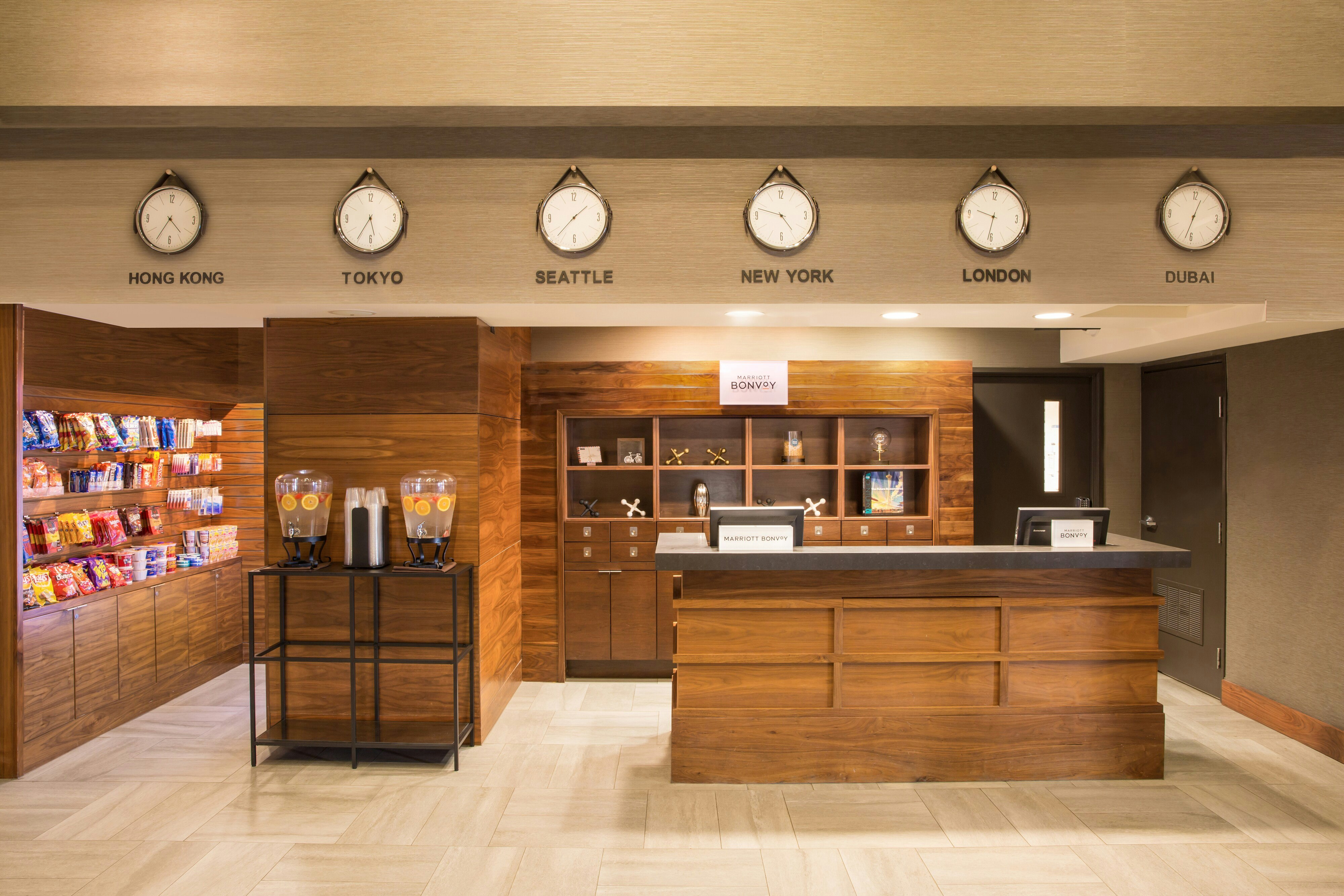 Four Points By Sheraton Downtown Seattle Center 1/8