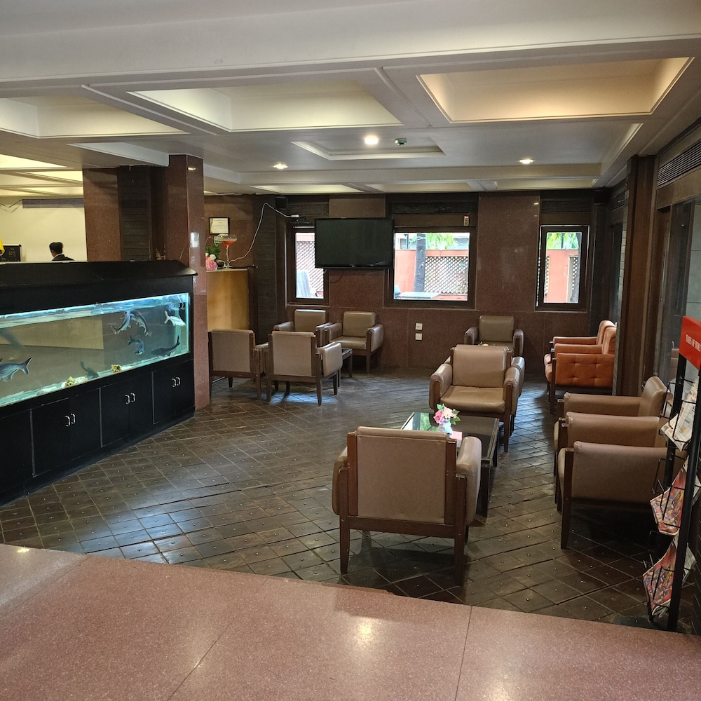 HOTEL HERITAGE 2001 8/26
