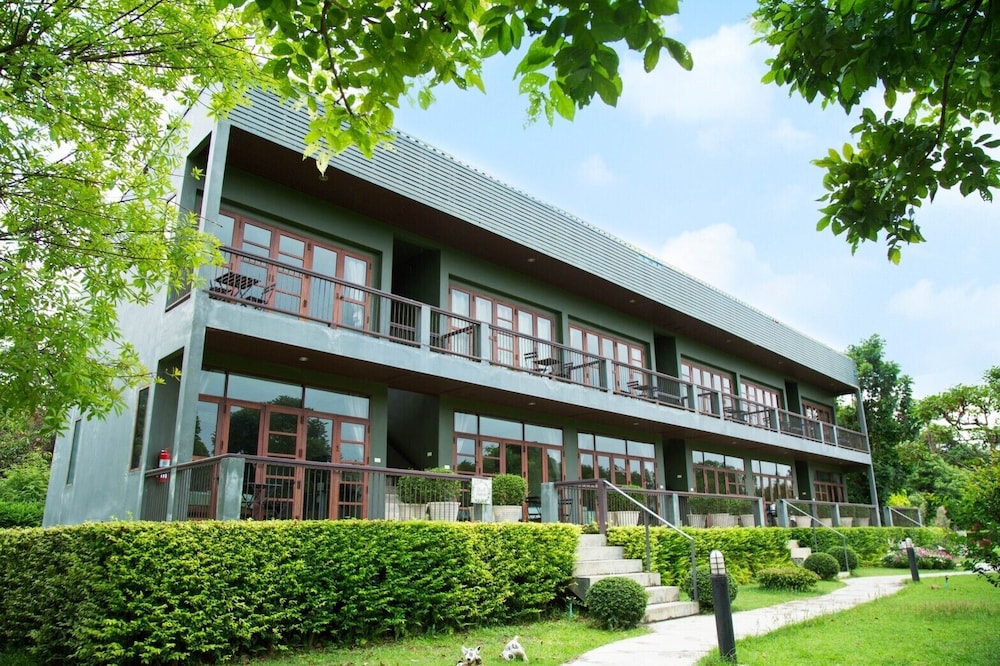 Doembang Villa 2/50
