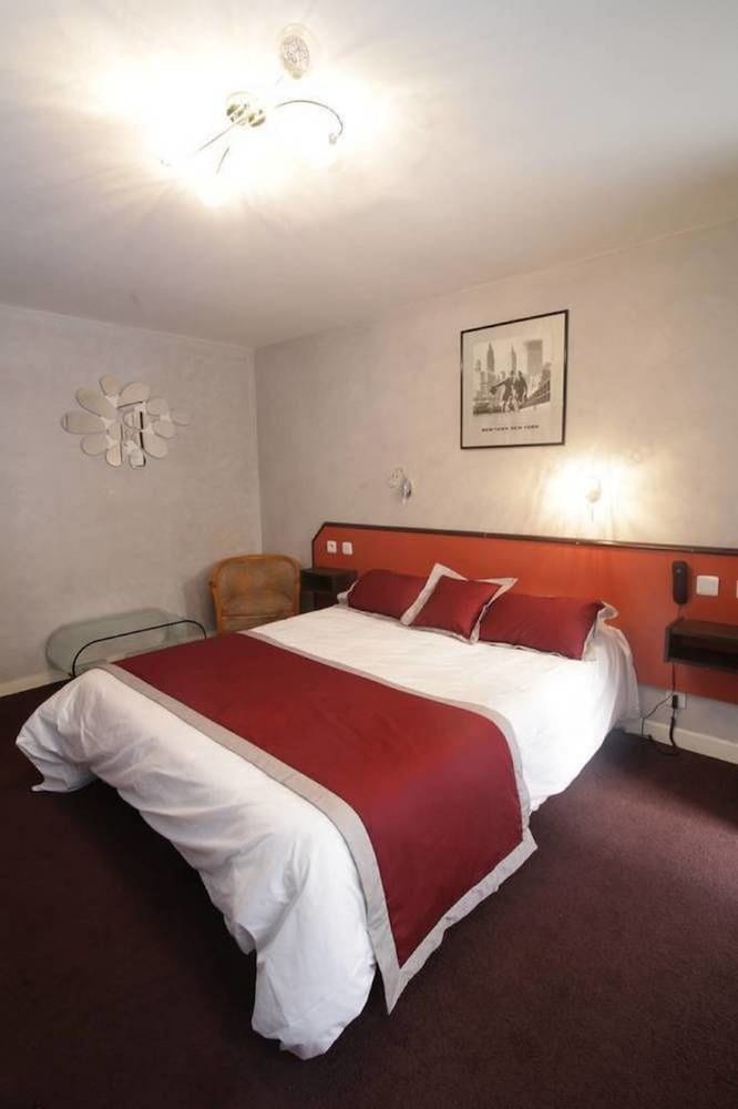 LUXOR BASTILLE HOTEL 28/61