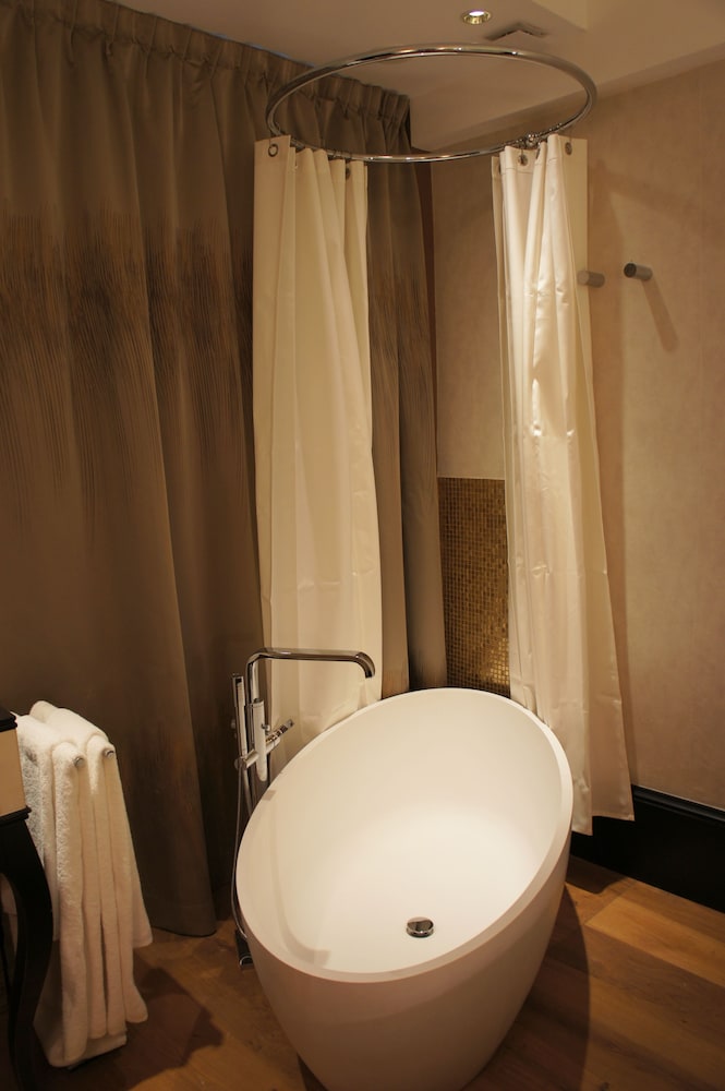 Tonic Hotel Saint Germain 24/30