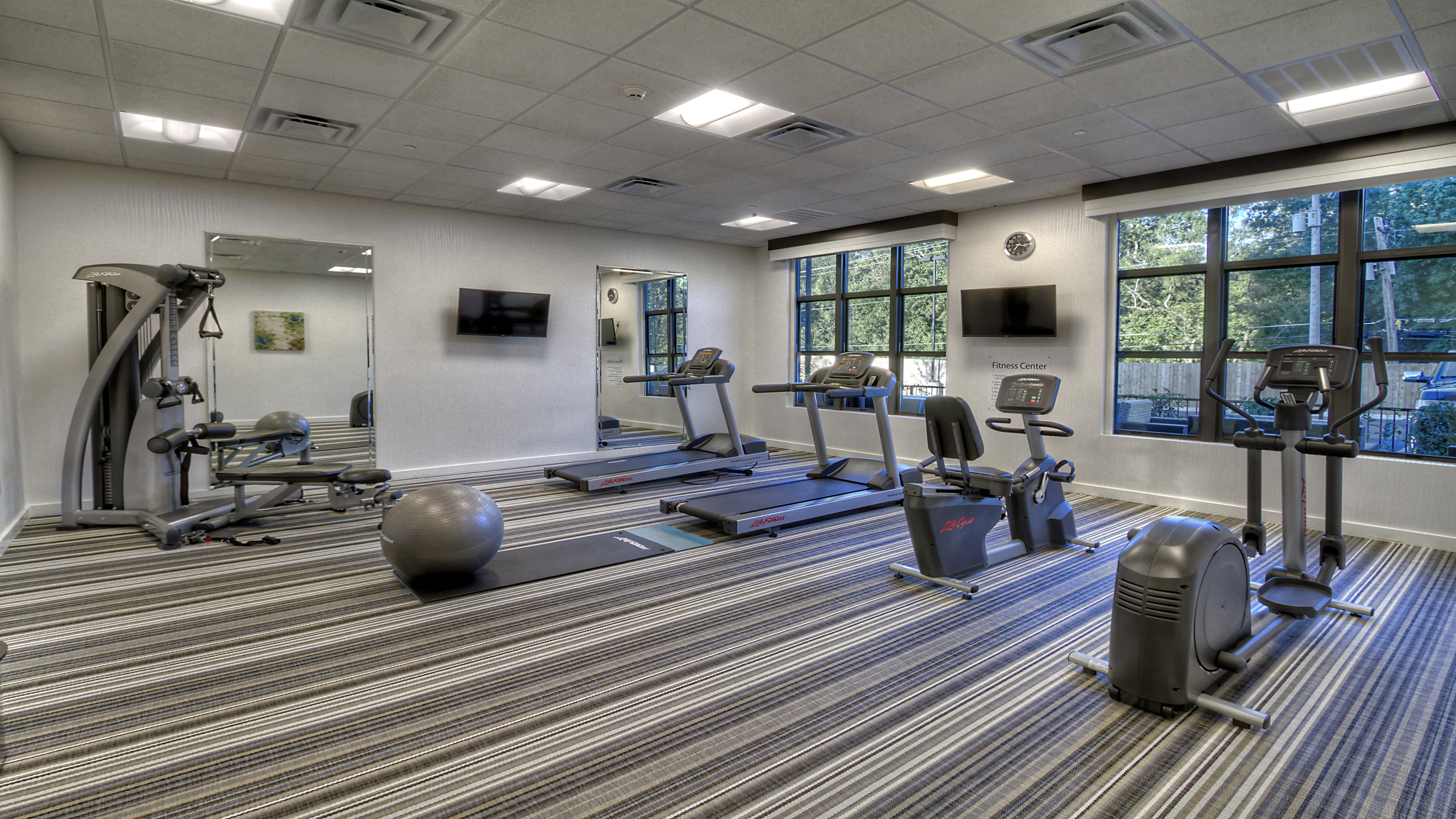 Holiday Inn Hotel And Suites Tupelo North 22/55