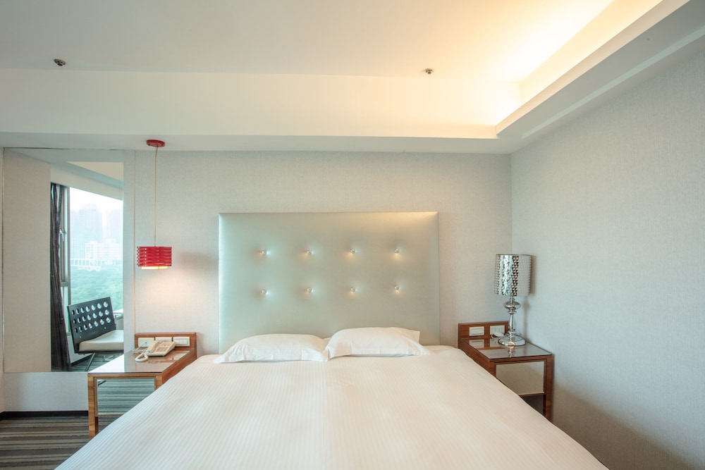 SUPERIOR, DOUBLE BED