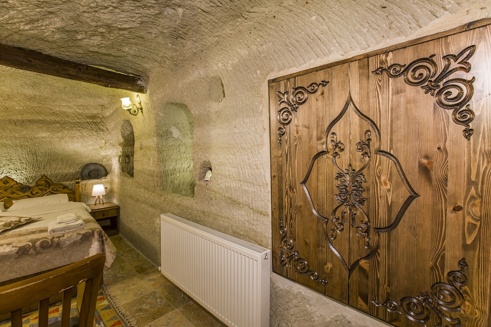 Kayadibi Cave Otel 4/49
