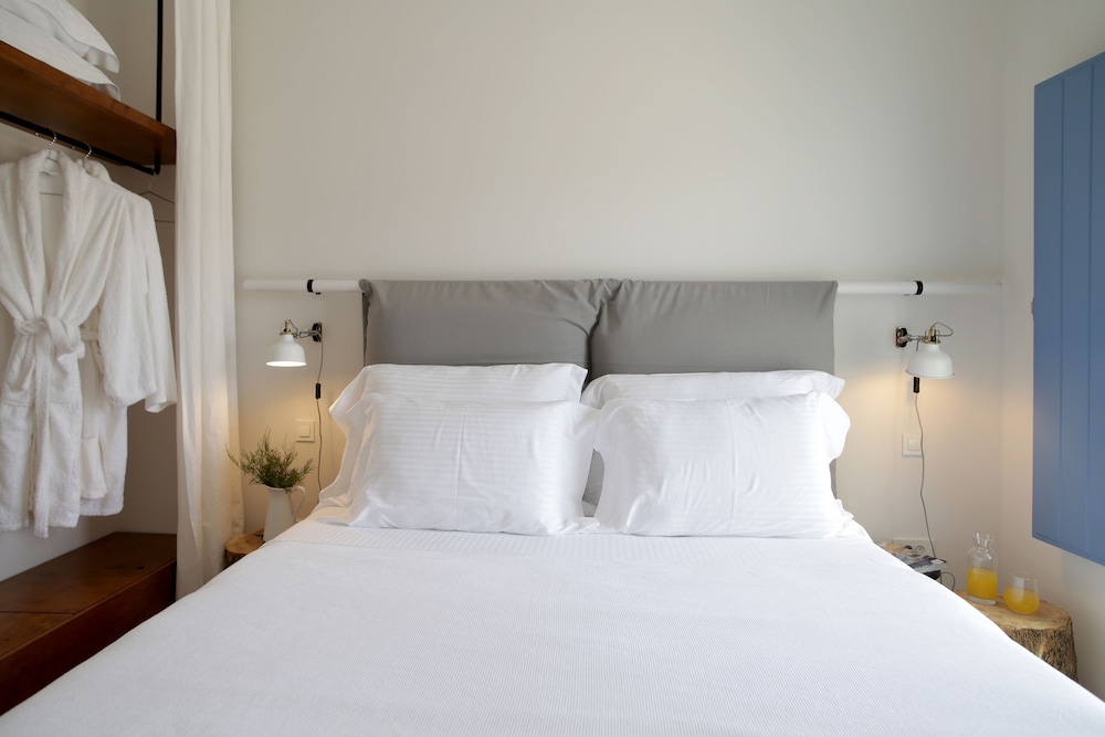 2 BEDROOMS, DELUXE, VILLA, JETTED TUB