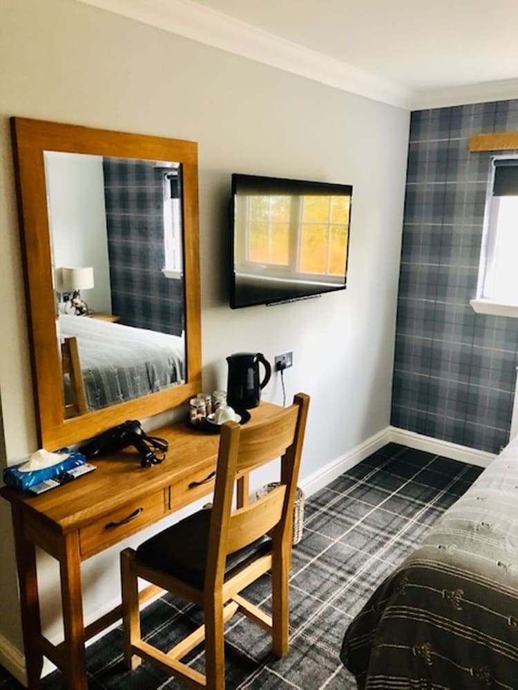 The Juniperlea Inn 3/46