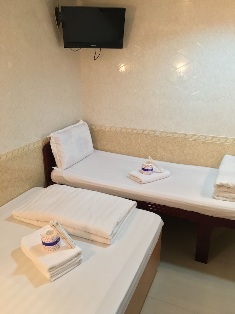 Everest Guest House 26/64