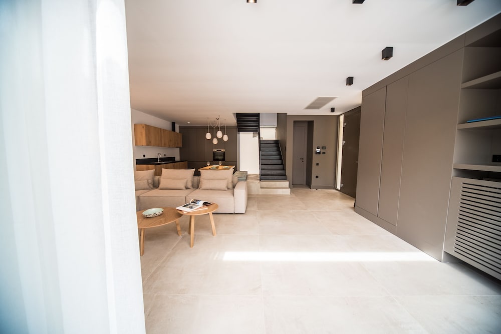 Amantes Villas And Suites 23/50