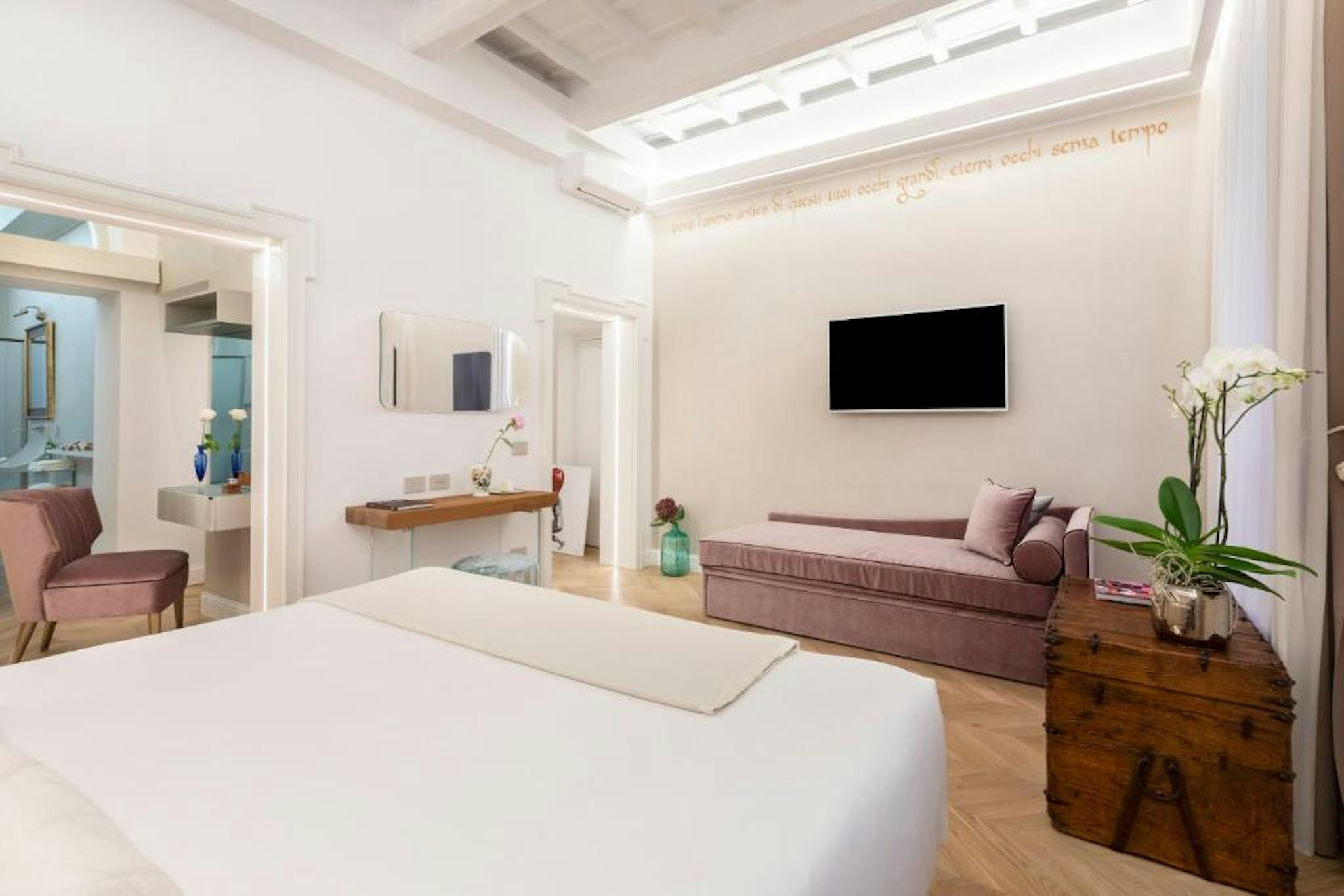 Poesis Experience Hotel 25/65