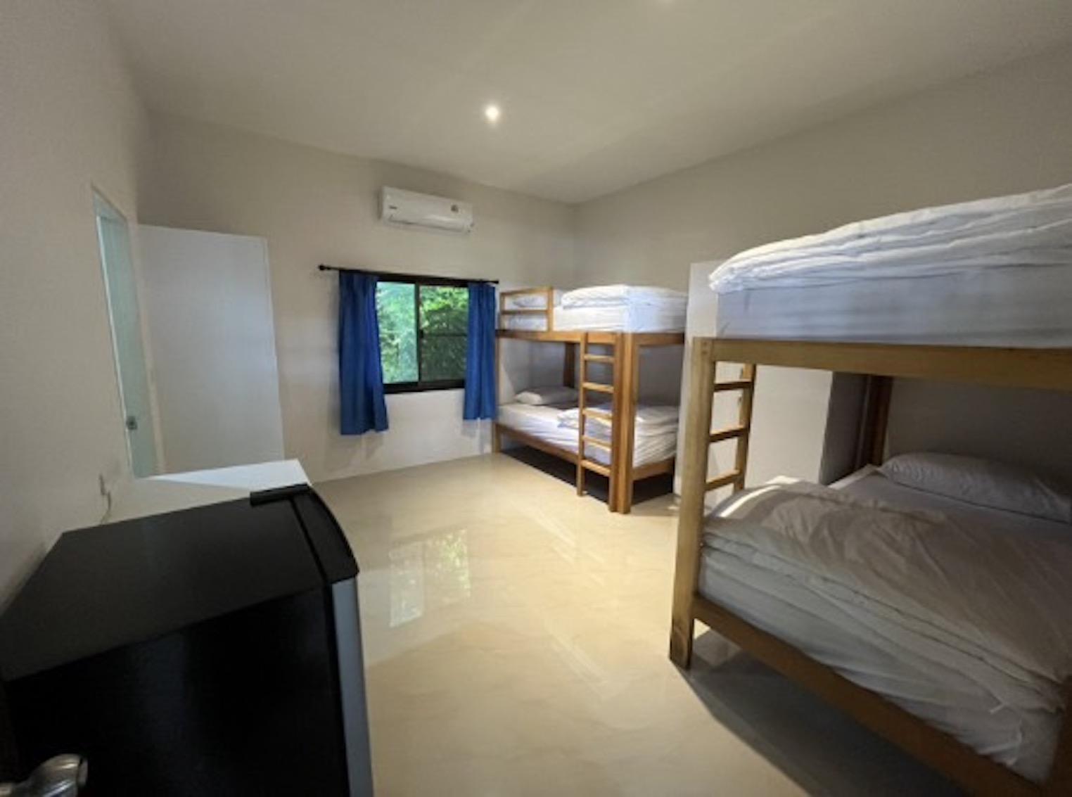 Female Dorm, Platinum, Female Only