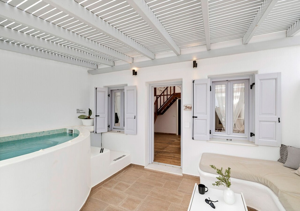Orabel Suites - Adults Only 49/50