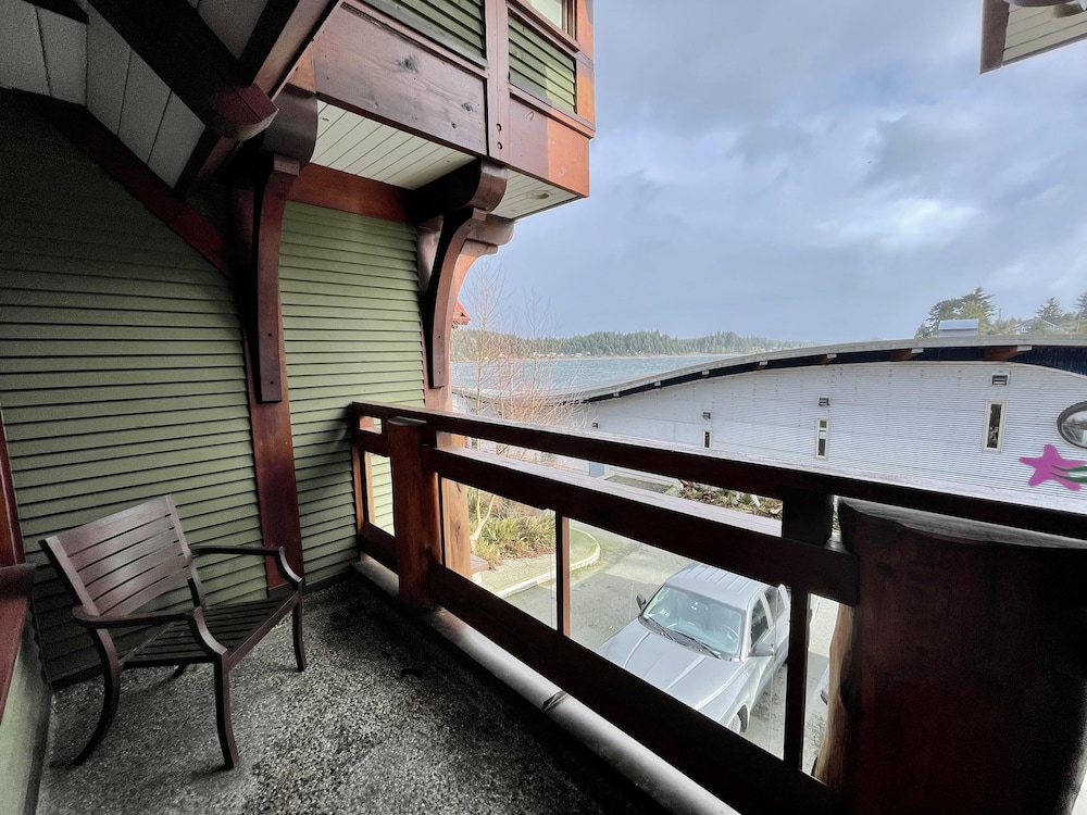 Seaside Ucluelet Hotel 14/34