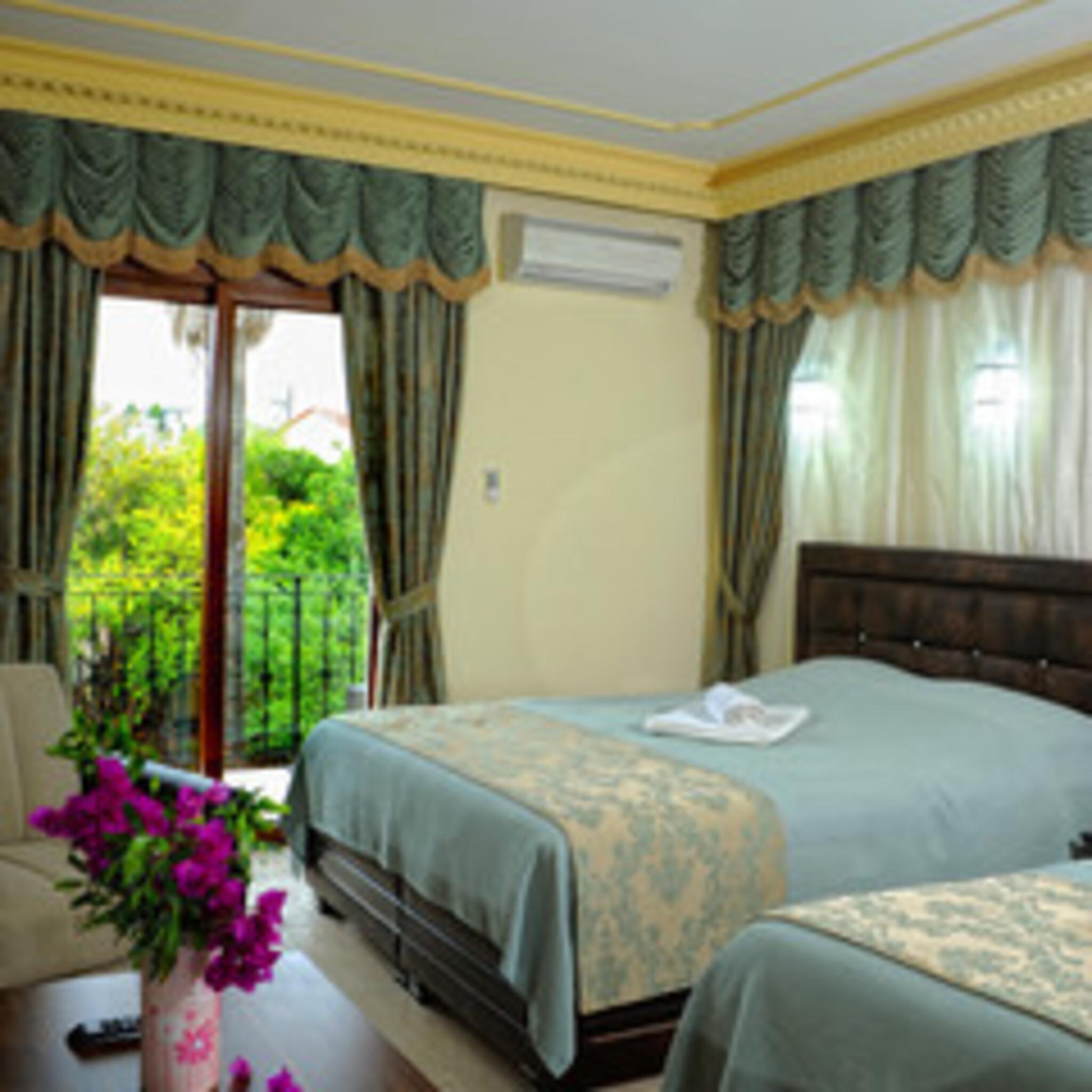 Room at RIVERSIDE GARDEN RESORT(FORMERLY RIVERSIDE HOLIDAY VILLAGE), Karavas