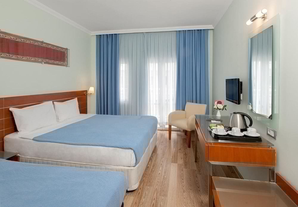 Petunya Beach Resort 28/103
