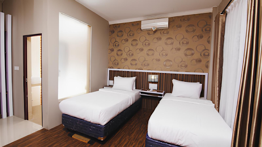 Hotel Larissa 3/11