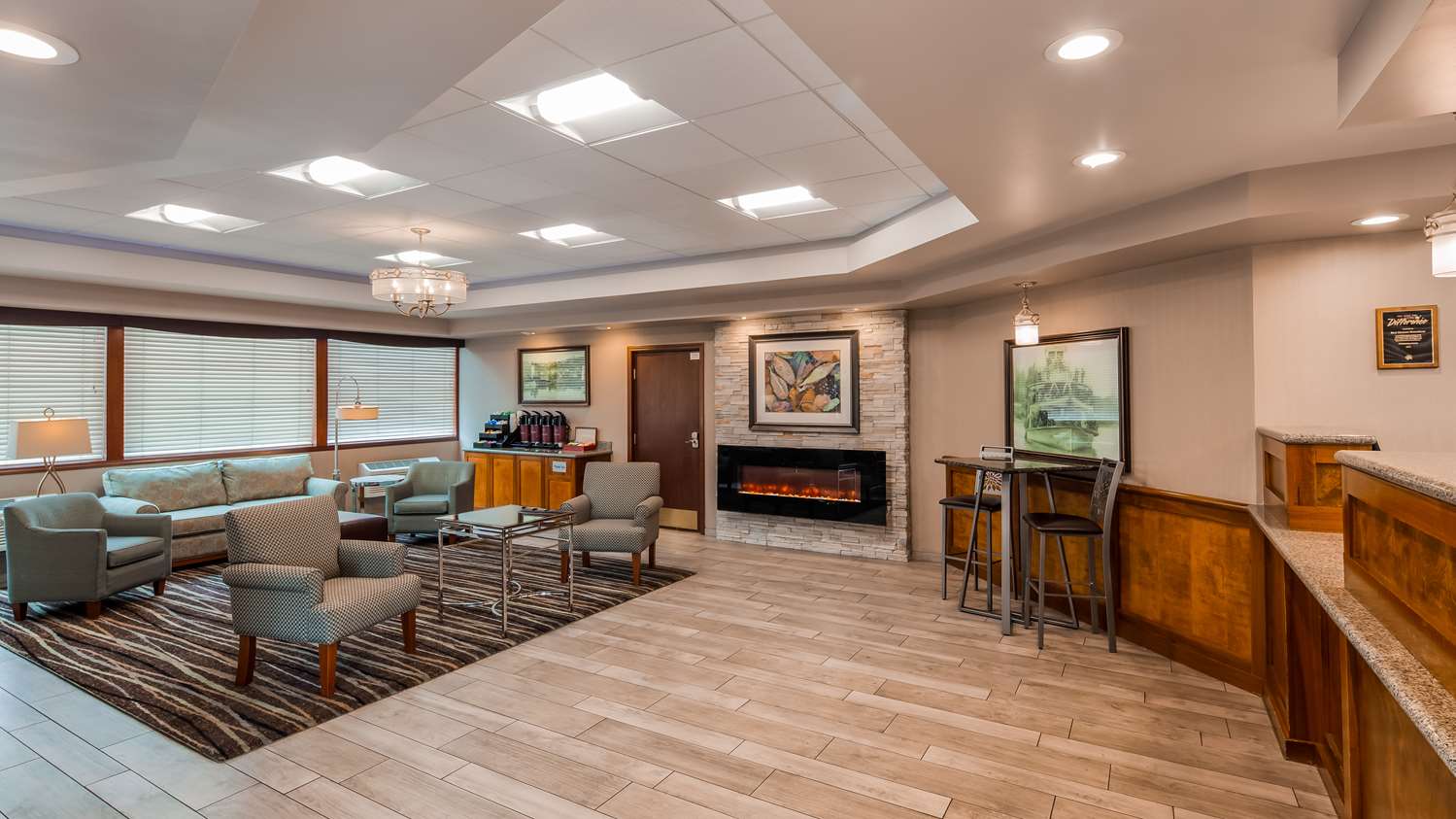 Best Western Plus Rivershore Hotel 19/28