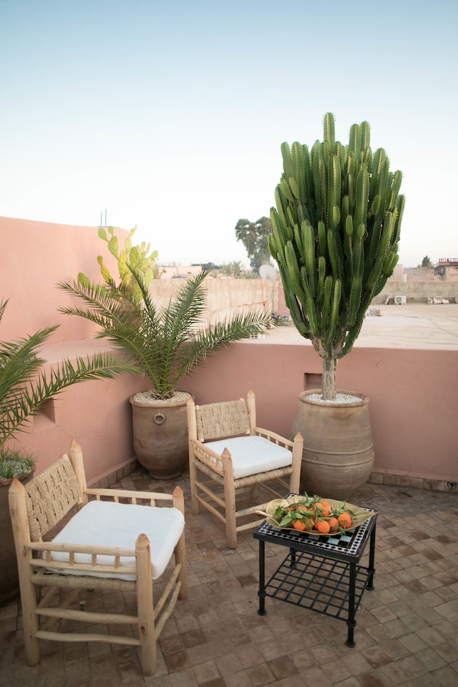 RIAD DAR MORE 43/49