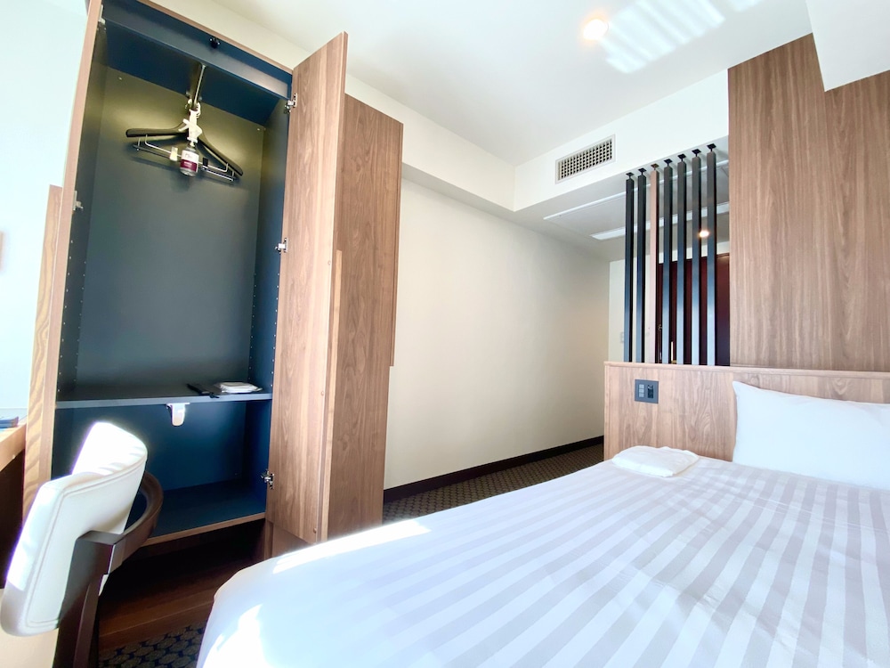 Kadoya Hotel 35/72