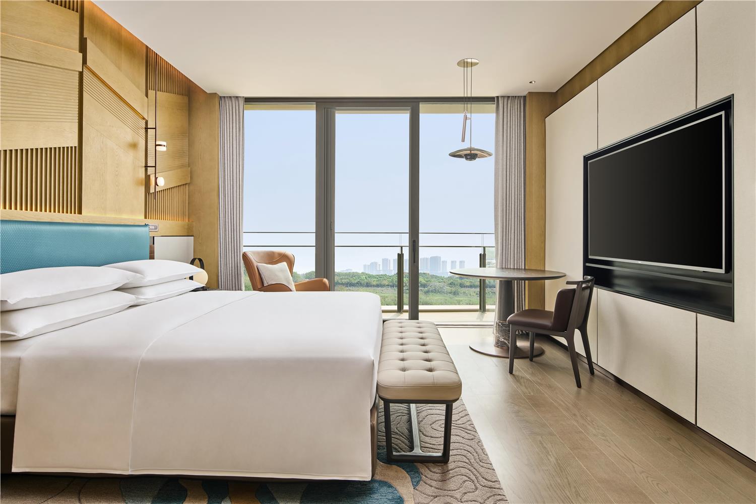 Inso Hotel Chongqing, Curio Collection by Hilton 11/57