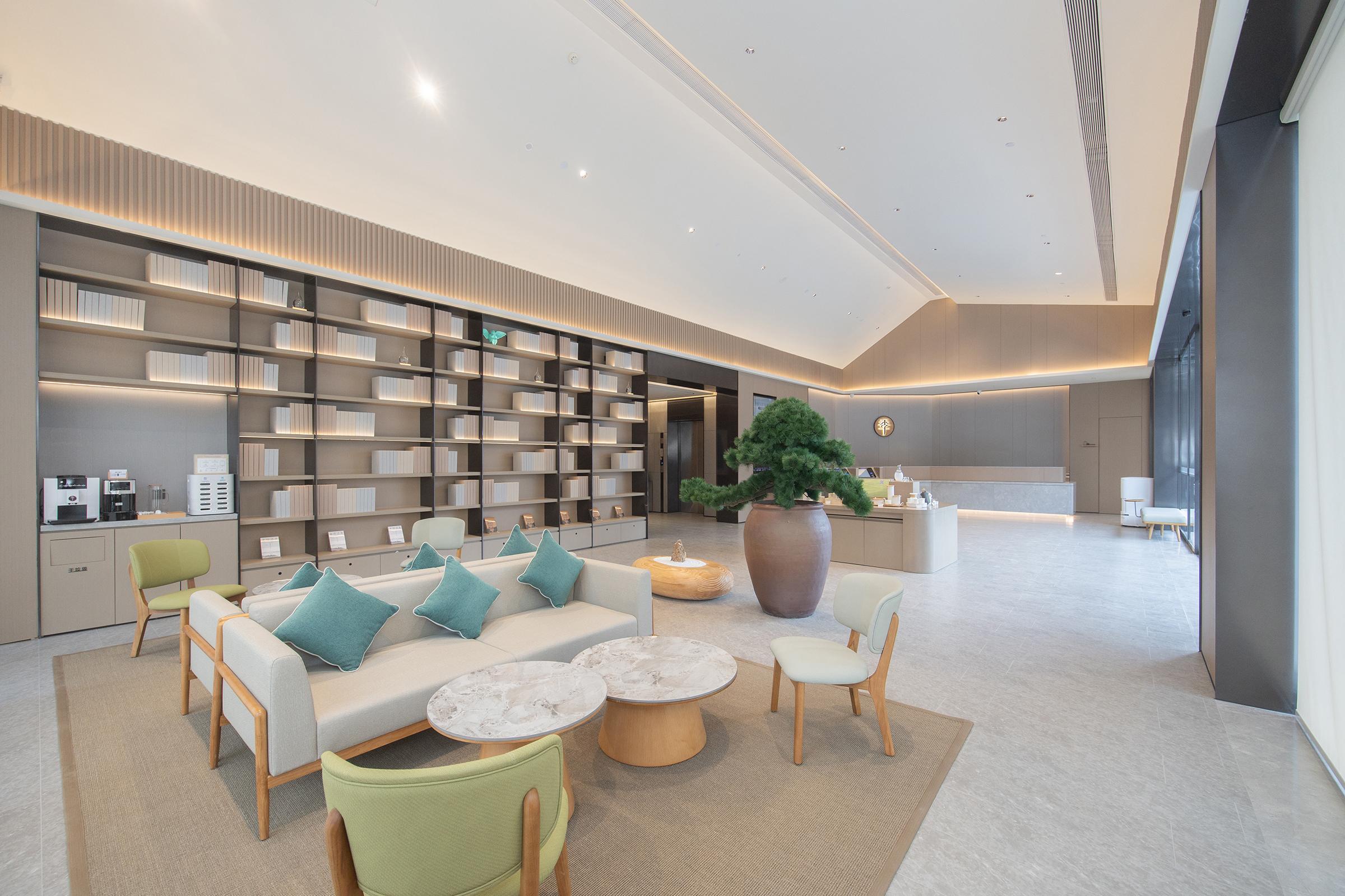 JI Hotel (Guangzhou Baiyun Station Sanyuanli Avenue) 45/50