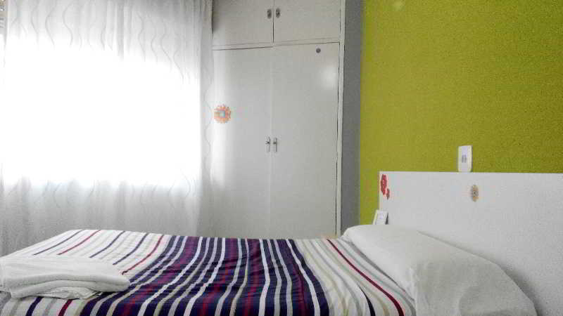 Hostal Lucia by gaiarooms 9/37