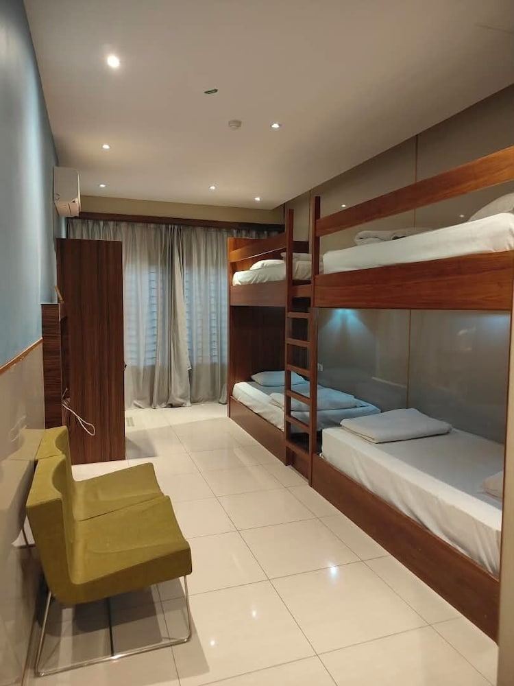 SRI ENSTEK HOTEL 42/53