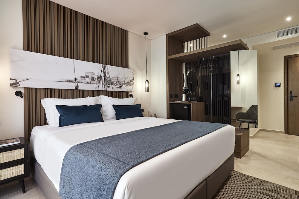Comfort, Double Bed, City Side