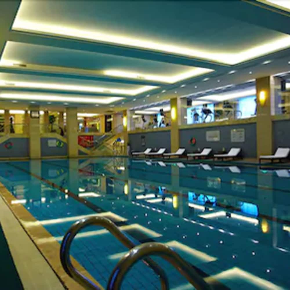 New Century Hotel Taizhou 15/15