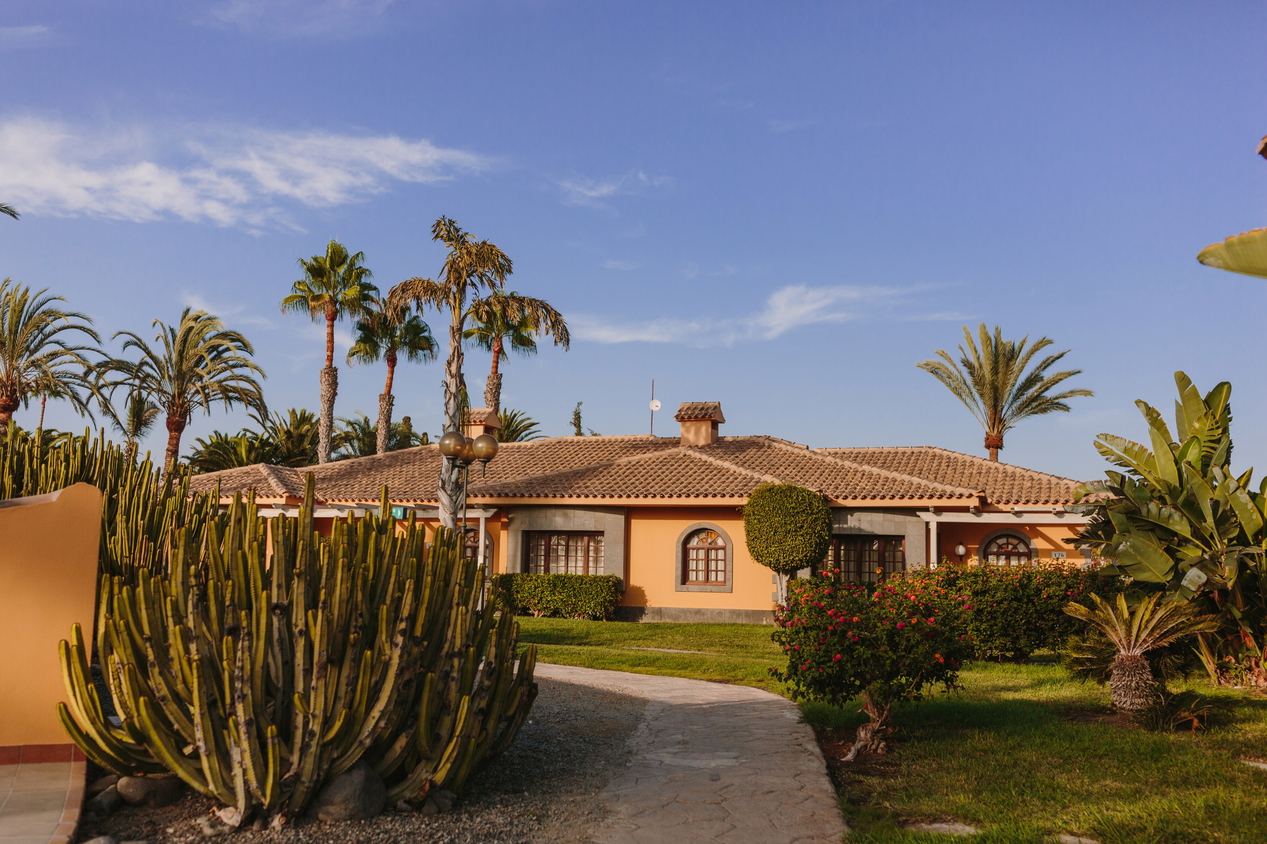Suites & Villas by Dunas 55/63