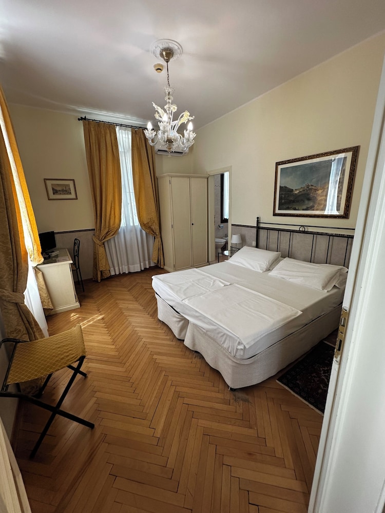 VILLA CASANOVA 13/52
