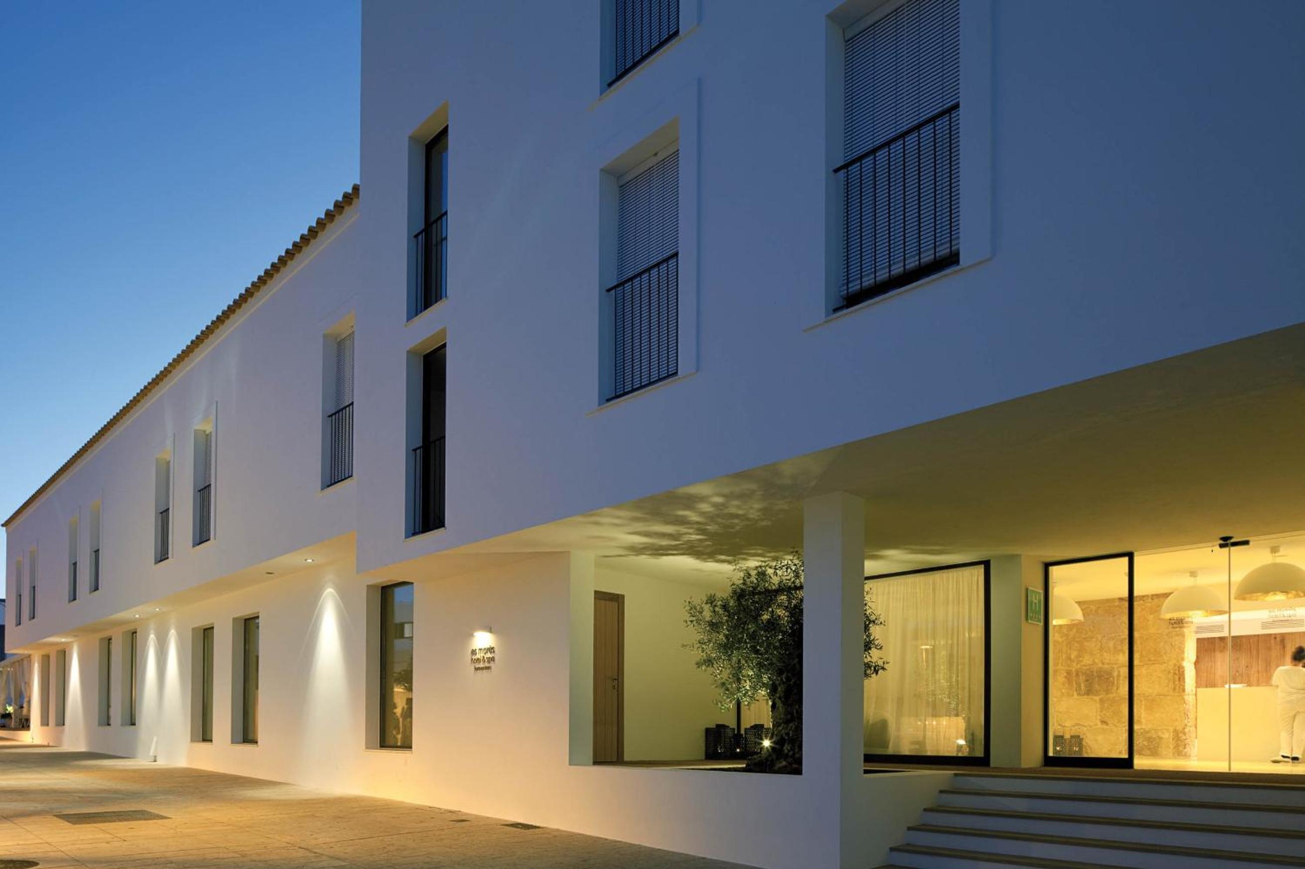 Hotel Es Mares 4/56