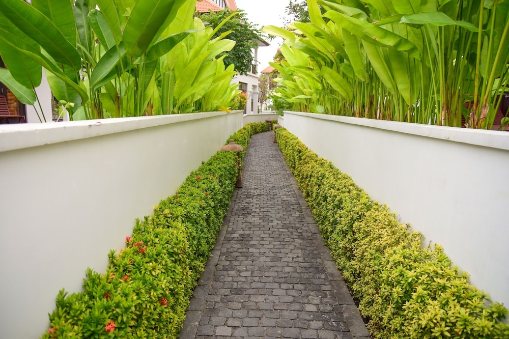 Furama Resort Da Nang 74/79