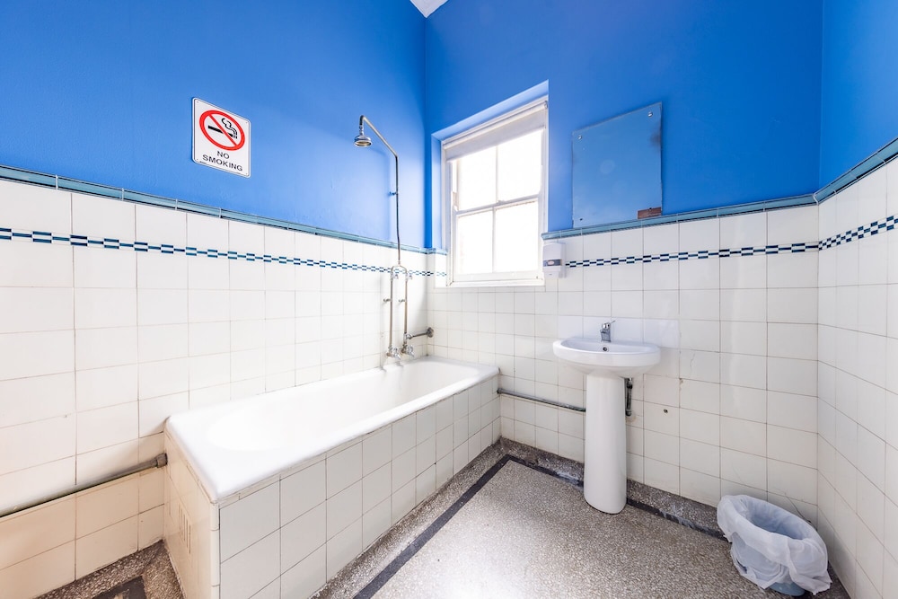 Strathfield Hotel 32/32