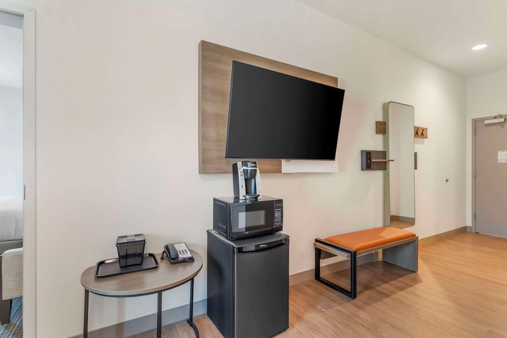 Comfort Suites Gatlinburg Downtown-Convention Center 50/60