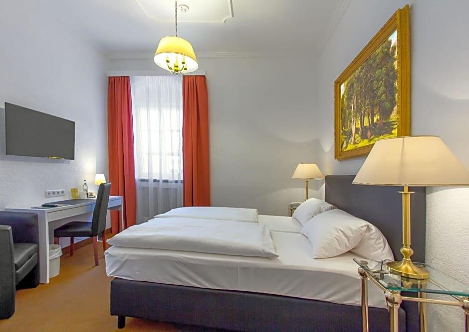 Hotel Adler 42/57