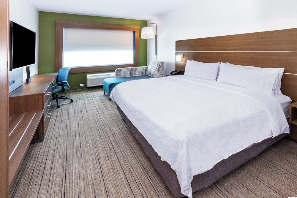 Holiday Inn Express Suites Stafford Nw Sugar Land An Ihg Hotel 20/56