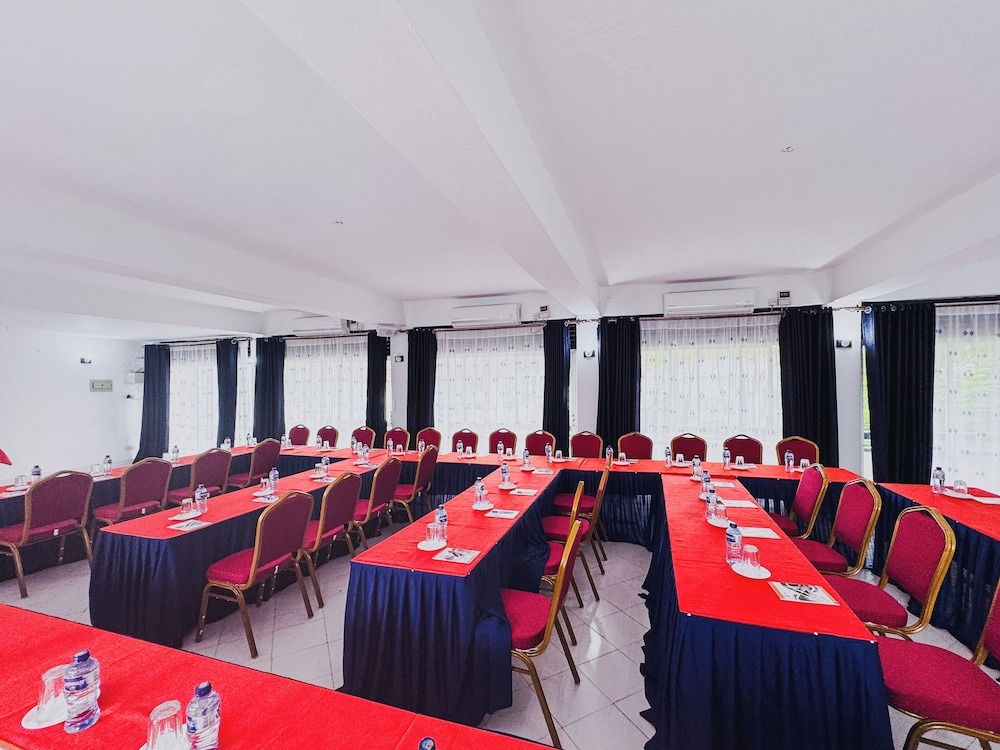 Milele Beach Hotel 33/50