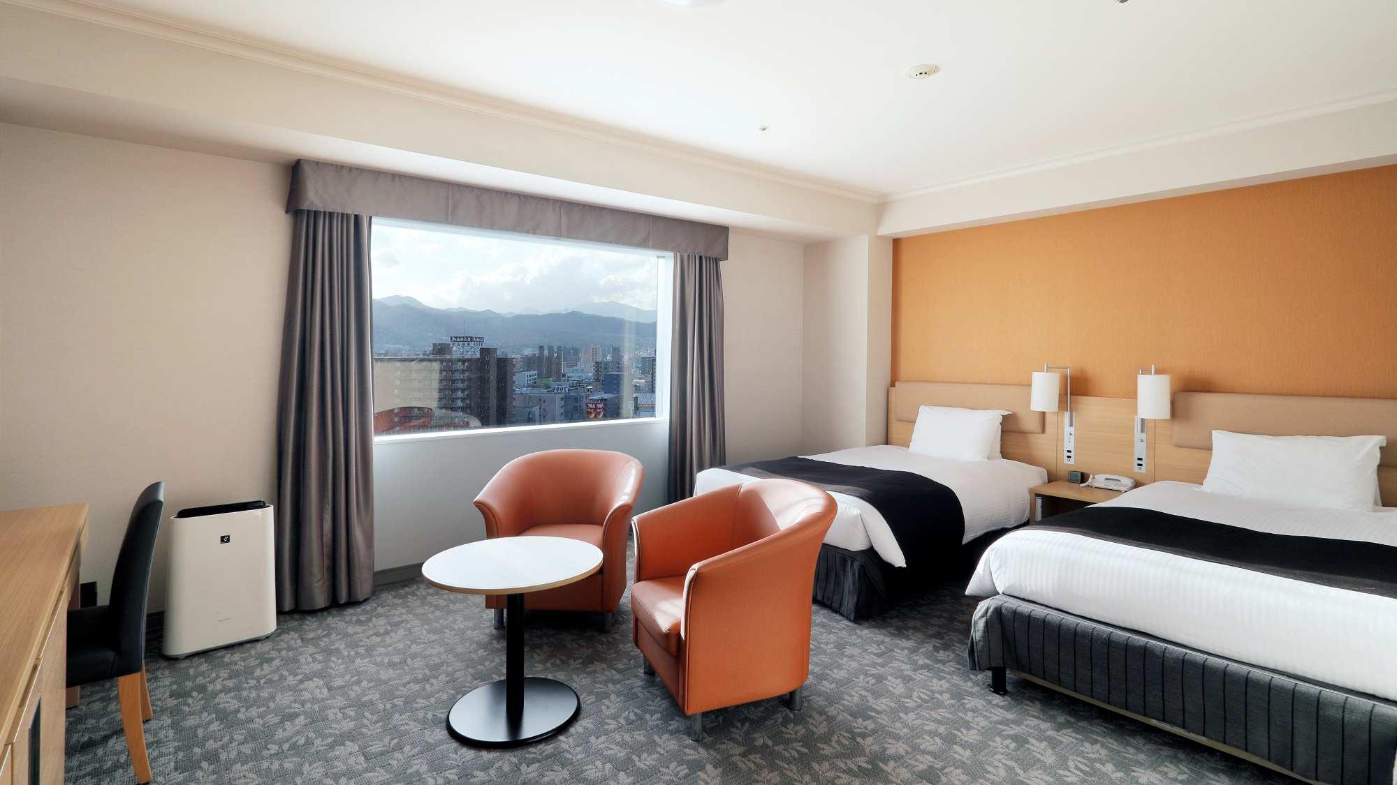 Standard, Twin Beds, Excel View, Night View, Smoking