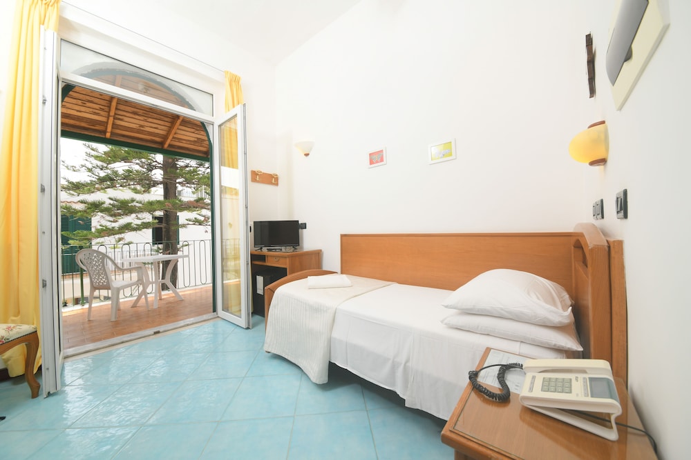 Hotel Pineta 32/54