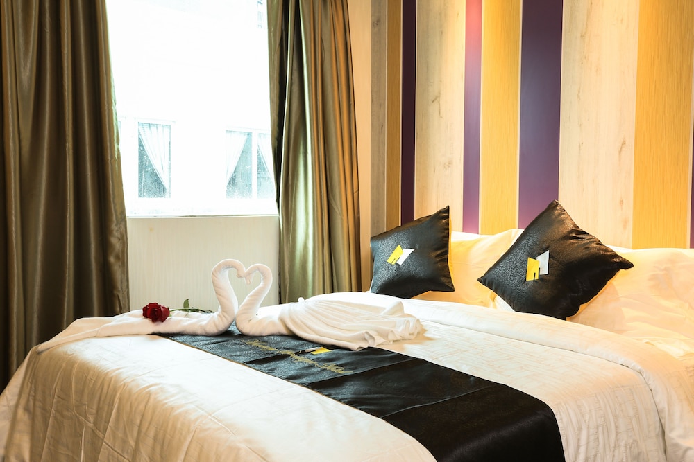 Mercury Boutique Hotel 11/50